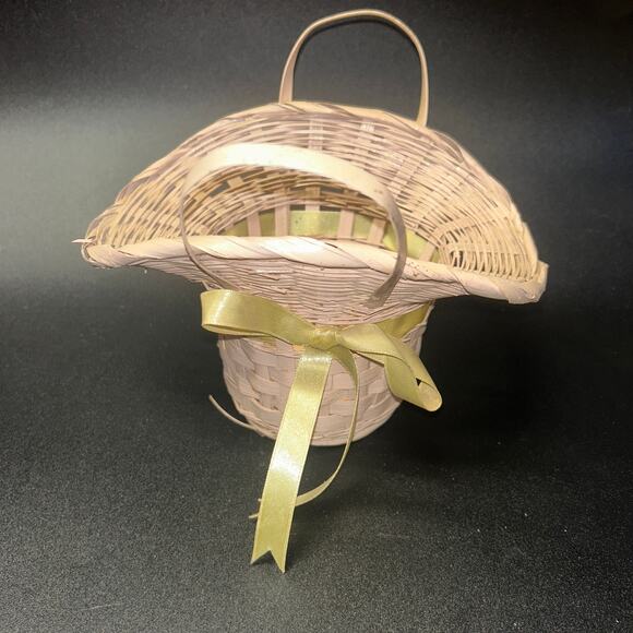 Tan Woven Wicker Basket Easter Church Hat Design Mini - Picture 1 of 12
